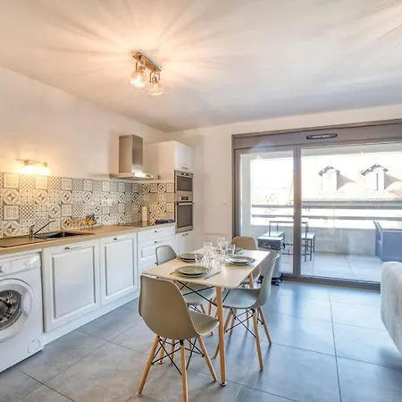 Cocon - Gare A 3min-geneve Acces Direct Apartamento *